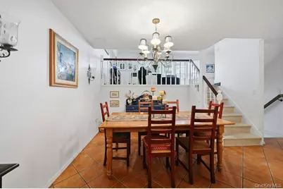 20 Manors Drive, Jericho, NY 11753 - Photo 8