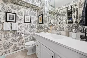 20 Manors Dr, Jericho, NY 11753 - Photo 16