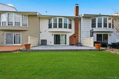 20 Manors Drive, Jericho, NY 11753 - Photo 30