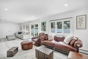 8 Autumn Ln, Hicksville, NY 11801 - Photo 12