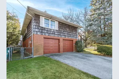 2803 215th Street, Bayside, NY 11360 - Photo 38