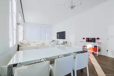 100 Garvies Point Road #1024, Glen Cove, NY 11542 - Photo 28