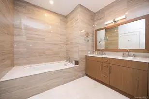 100 Garvies Point Rd, Glen Cove, NY 11542 - Photo 34