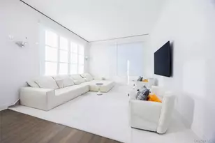 100 Garvies Point Rd, Glen Cove, NY 11542 - Photo 22