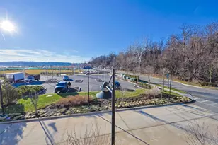 100 Garvies Point Rd, Glen Cove, NY 11542 - Photo 38