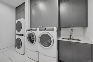 865 Barberry Ln, Woodmere, NY 11598 - Photo 34