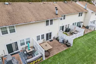 15 Gazebo Ln, Holtsville, NY 11742 - Photo 34