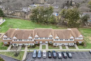 15 Gazebo Ln, Holtsville, NY 11742 - Photo 38