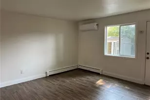 38 Hampton Ct, Middletown, NY 10941 - Photo 6