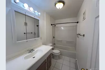 38 Hampton Court, Middletown, NY 10941 - Photo 14