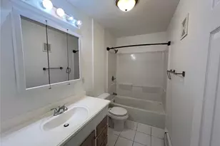 38 Hampton Ct, Middletown, NY 10941 - Photo 14