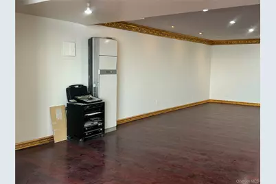 33-70 Prince Street #806, Flushing, NY 11354 - Photo 6