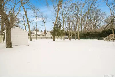 62 Canterbury Drive, Hauppauge, NY 11788 - Photo 10