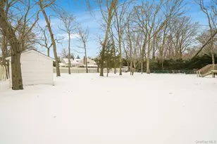 62 Canterbury Dr, Hauppauge, NY 11788 - Photo 10