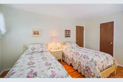 62 Canterbury Drive, Hauppauge, NY 11788 - Photo 42