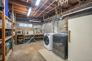 7 N Terrace Pl, Valley Stream, NY 11580 - Photo 34