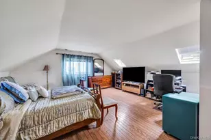 7 N Terrace Pl, Valley Stream, NY 11580 - Photo 26