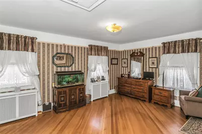 8 3rd Place, Garden City, NY 11530 - Photo 12