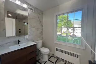 14-30 160th St, Whitestone, NY 11357 - Photo 18