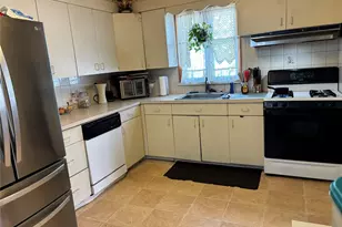 90 Madison Ave, Westbury, NY 11590 - Photo 2