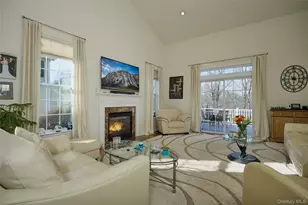 40 Evan Ct, Fishkill, NY 12524 - Photo 8