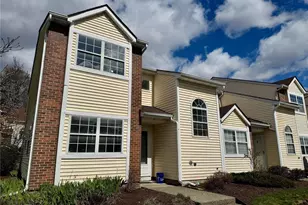 47 Brick Pond Rd, Middletown, NY 10940 - Photo 2