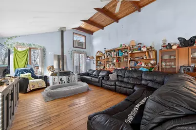 48 Chardavoyne Road, Warwick, NY 10990 - Photo 12