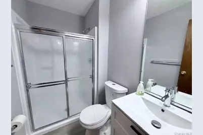 42 Greenmeadow Drive, Babylon, NY 11702 - Photo 12