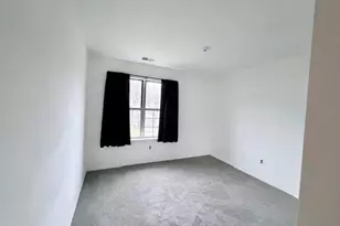 42 Greenmeadow Dr, Babylon, NY 11702 - Photo 10