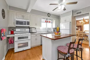 51 Huntington Ave, Lynbrook, NY 11563 - Photo 8