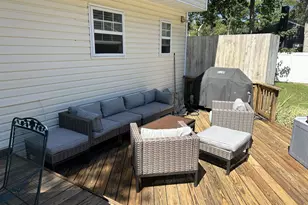 7 Huckleberry Ln, Hampton Bays, NY 11946 - Photo 20