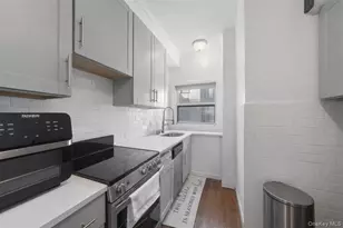 243 Summit Ave, Mount Vernon, NY 10552 - Photo 2