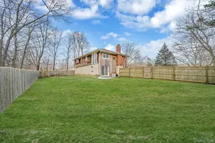 38 Groveland Park Blvd, Sound Beach, NY 11789 - Photo 28