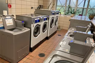 17-85 215th St, Bayside, NY 11360 - Photo 30