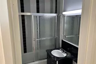 17-85 215th St, Bayside, NY 11360 - Photo 10