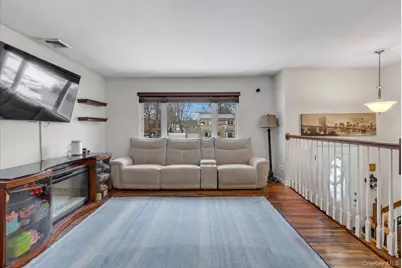 11 17th Avenue, Ronkonkoma, NY 11779 - Photo 2