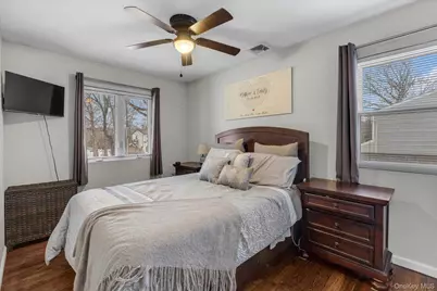 11 17th Avenue, Ronkonkoma, NY 11779 - Photo 8