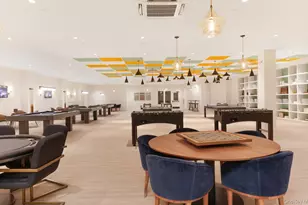 25102 Aspenwood Dr, Plainview, NY 11803 - Photo 30