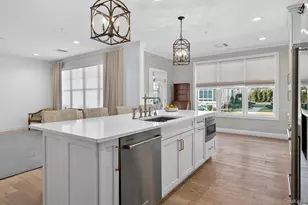 25102 Aspenwood Dr, Plainview, NY 11803 - Photo 8