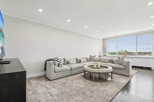 100 Hilton Ave, Garden City, NY 11530 - Photo 6