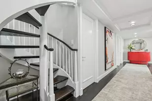 100 Hilton Ave, Garden City, NY 11530 - Photo 4