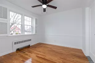 82-51 257th, Glen Oaks, NY 11004 - Photo 16