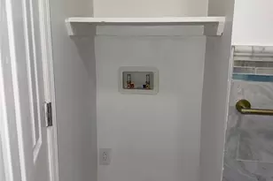 1145 Astor Ave, Bronx, NY 10469 - Photo 16