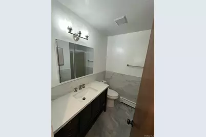 83 Manorhaven Boulevard #83, Port Washington, NY 11050 - Photo 4