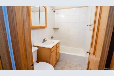 46 North Village Avenue #13, Rockville Centre, NY 11570 - Photo 10