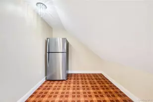 100-19 160th Ave, Howard Beach, NY 11414 - Photo 30