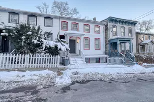94 Johnston St, Newburgh, NY 12550 - Photo 4