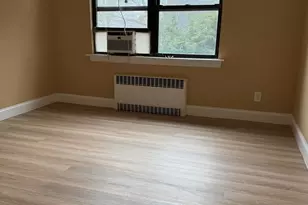 40-12 209th St, Bayside, NY 11361 - Photo 6