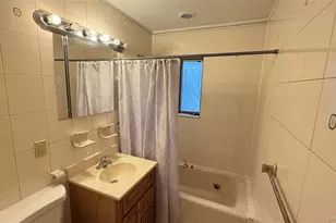 20-37 37th St, Astoria, NY 11105 - Photo 26