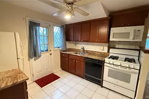 20-37 37th St, Astoria, NY 11105 - Photo 24